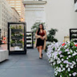 Meet your Posher, Ariana